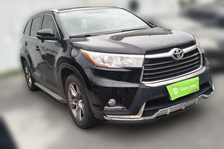 Used Toyota Highlander 2017 2.0T Four-Wheel Drive Luxury Edition 7 Seats Front Right 45 Deg