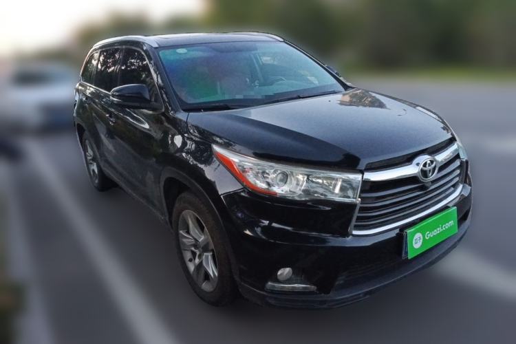 Used Toyota Highlander 2017 2.0T Four-Wheel Drive Luxury Edition 7 Seats Front Right 45 Deg