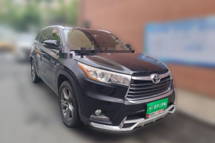 Used Toyota Highlander 2017 2.0T Four-Wheel Drive Luxury Edition 7 Seats Front Right 45 Deg