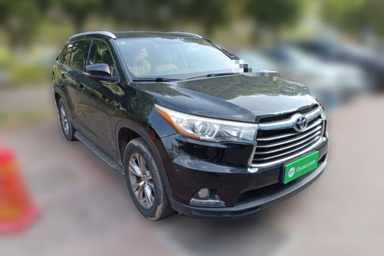 Used Toyota Highlander 2017 2.0T Two-Wheel Drive Elite Edition 5 Seats Front Right 45 Deg