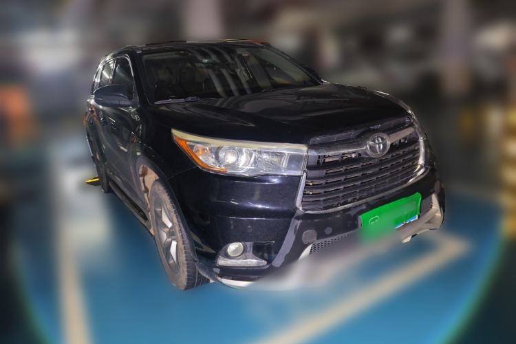 Used Toyota Highlander 2017 2.0T Four-Wheel Drive Luxury Edition 7 Seats Front Right 45 Deg