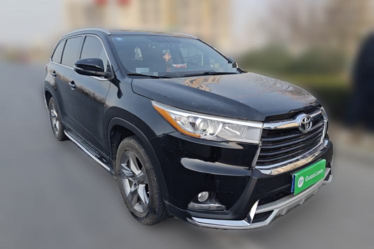 Used Toyota Highlander 2017 2.0T Four-Wheel Drive Luxury Edition 7 Seats Front Right 45 Deg