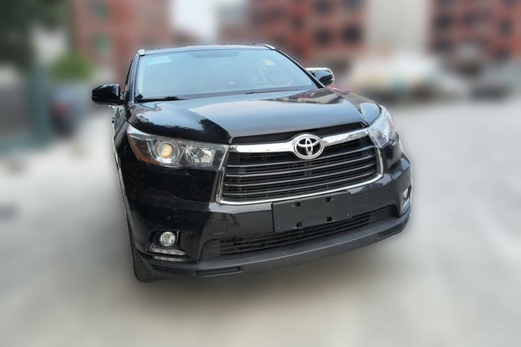 Used Toyota Highlander 2017 2.0T Four-Wheel Drive Luxury Edition 7 Seats Front Right 45 Deg