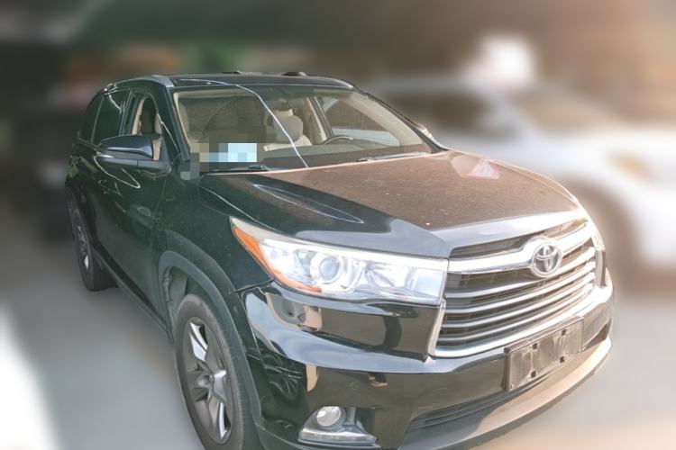 Used Toyota Highlander 2017 2.0T Four-Wheel Drive Luxury Edition 7 Seats Front Right 45 Deg