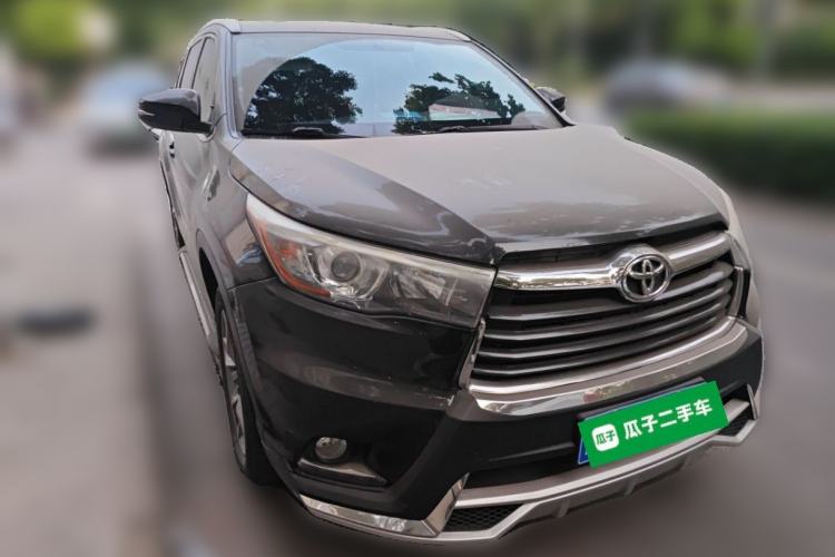 Used Toyota Highlander 2017 2.0T Four-Wheel Drive Luxury Edition 7 Seats Front Right 45 Deg