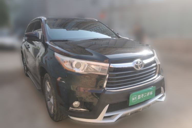 Used Toyota Highlander 2017 2.0T Four-Wheel Drive Luxury Edition 7 Seats Front Right 45 Deg