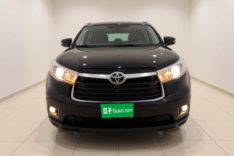 Used Toyota Highlander 2017 2.0T Two-Wheel Drive Luxury Edition 7 Seats Front