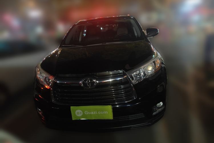 Used Toyota Highlander 2017 2.0T Two-Wheel Drive Luxury Edition 7 Seats Front
