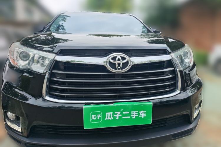 Used Toyota Highlander 2017 2.0T Two-Wheel Drive Luxury Edition 7 Seats Front