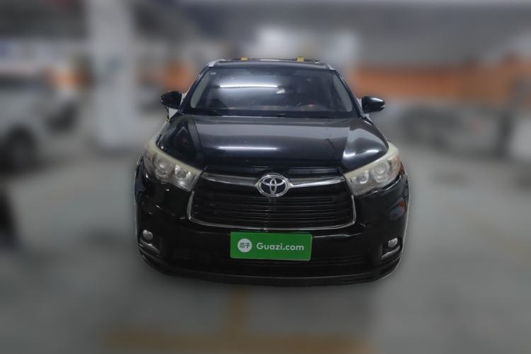Used Toyota Highlander 2017 2.0T Two-Wheel Drive Luxury Edition 7 Seats Front