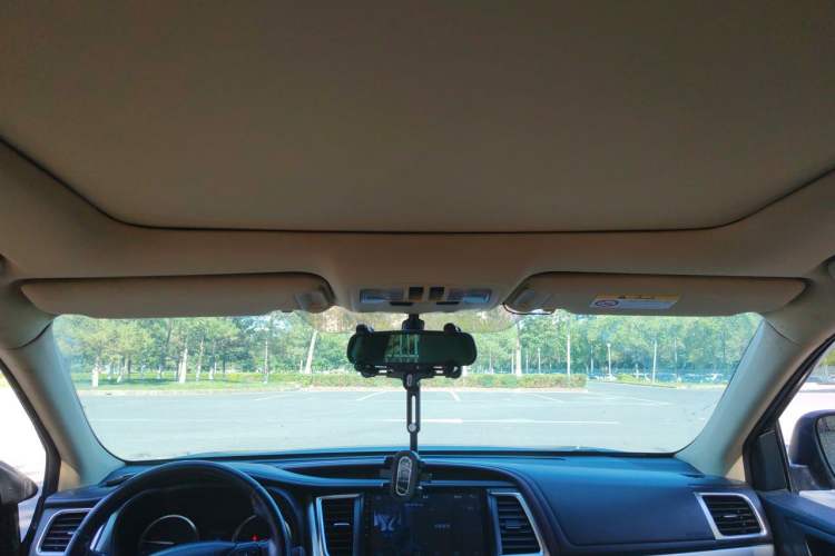 Used Toyota Highlander 2017 2.0T Four-Wheel Drive Elite Edition 7-Seater Headliner