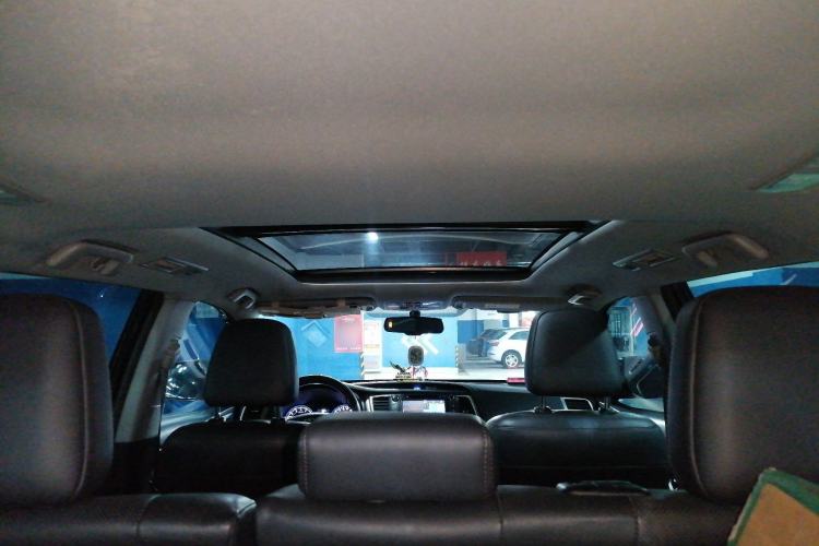 Used Toyota Highlander 2017 2.0T Four-Wheel Drive Ultimate Edition 7 Seats Headliner