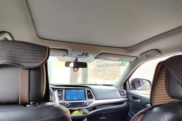 Used Toyota Highlander 2017 2.0T Four-Wheel Drive Luxury Edition 7 Seats Headliner