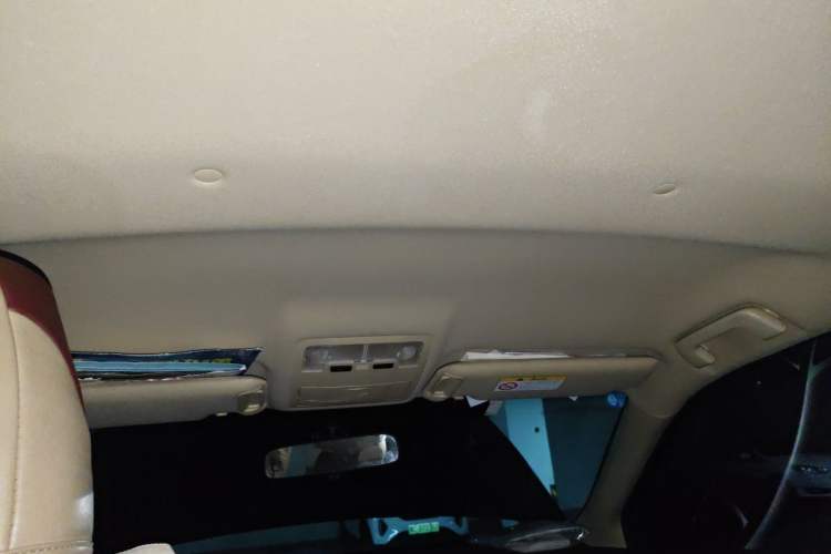 Used Toyota Highlander 2017 2.0T Four-Wheel Drive Elite Edition 7-Seater Headliner