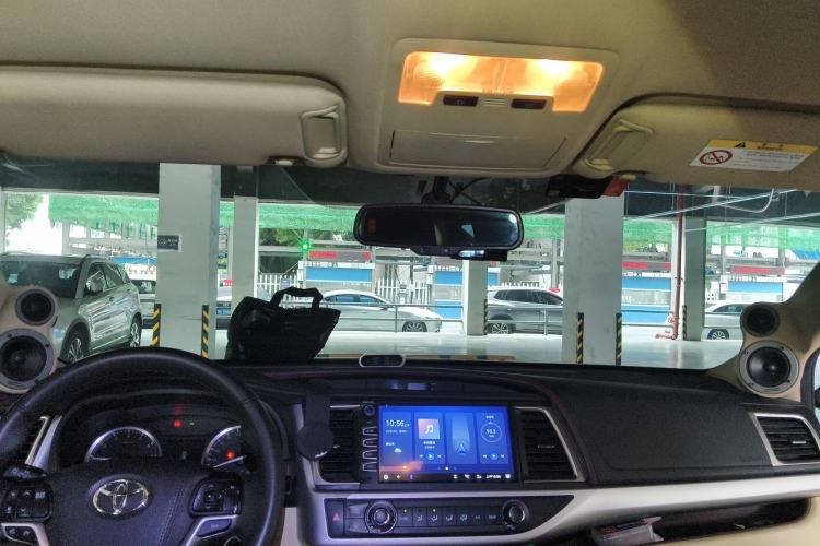 Used Toyota Highlander 2017 2.0T Four-Wheel Drive Elite Edition 7-Seater Headliner