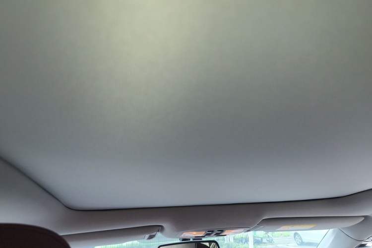 Used Toyota Highlander 2017 2.0T Four-Wheel Drive Luxury Edition 7 Seats Headliner