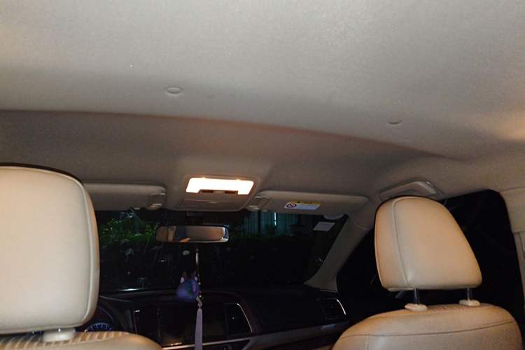 Used Toyota Highlander 2017 2.0T Four-Wheel Drive Elite Edition 7-Seater Headliner