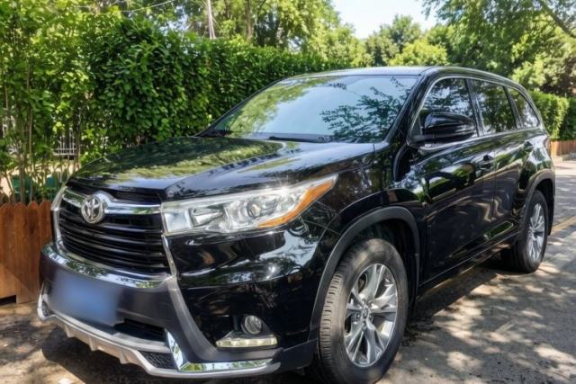 Ojetý Toyota Highlander 2017 2.0T Two-Wheel Drive Elite Edition 5 Seats