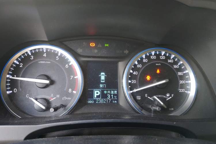 Used Toyota Highlander 2017 2.0T Four-Wheel Drive Luxury Edition 7 Seats Instrument Cluster
