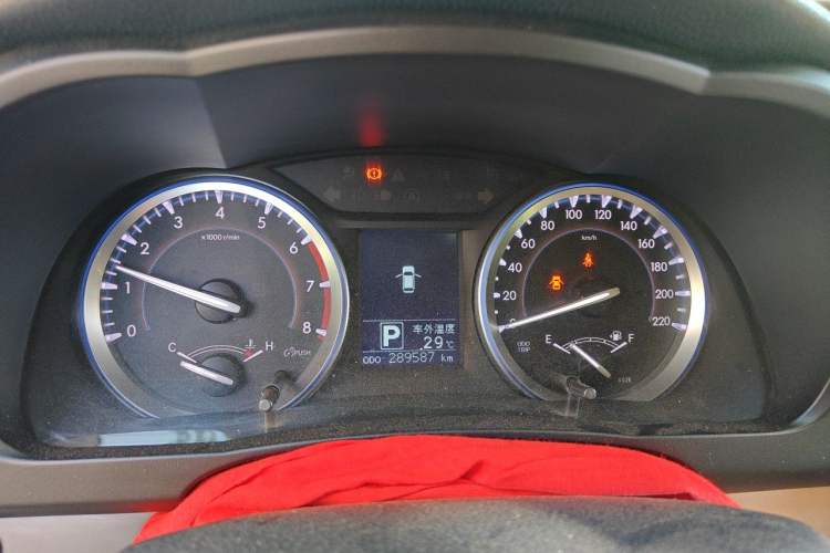 Used Toyota Highlander 2017 2.0T Four-Wheel Drive Elite Edition 7-Seater Instrument Cluster