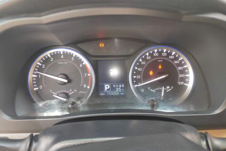 Used Toyota Highlander 2017 2.0T Two-Wheel Drive Elite Version 7 Seats Instrument Cluster