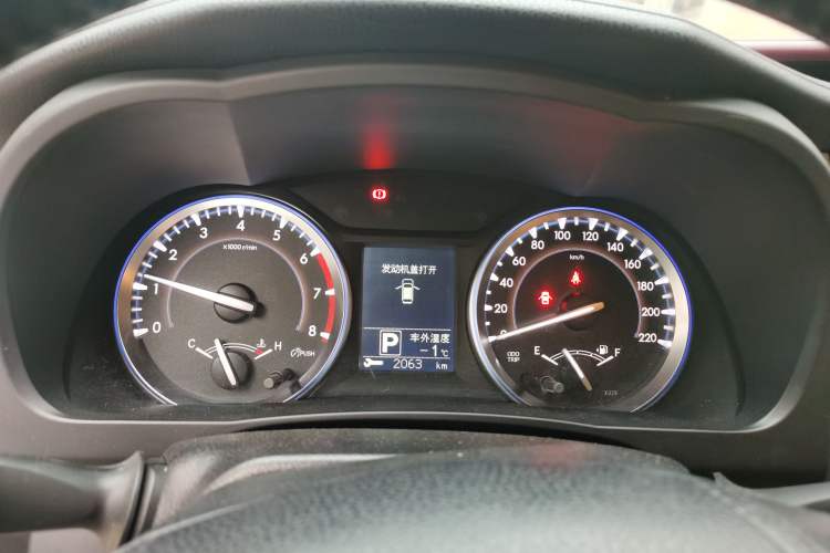 Used Toyota Highlander 2017 2.0T Four-Wheel Drive Luxury Navigation Version 7 Seats Instrument Cluster