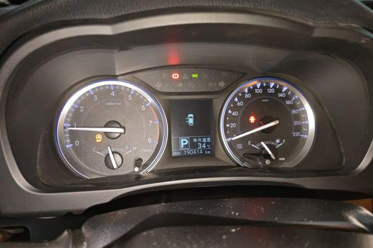 Used Toyota Highlander 2017 2.0T Four-Wheel Drive Elite Edition 7-Seater Instrument Cluster