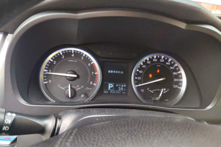 Used Toyota Highlander 2017 2.0T Two-Wheel Drive Elite Edition 5 Seats Instrument Cluster