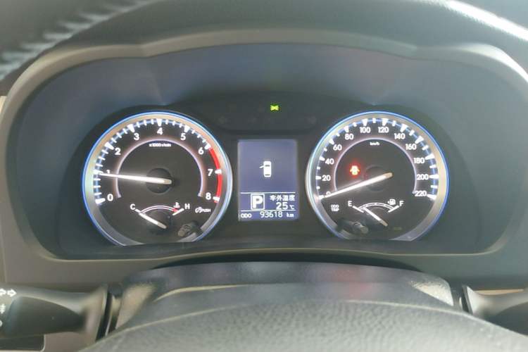Used Toyota Highlander 2017 2.0T Two-Wheel Drive Luxury Edition 7 Seats Instrument Cluster
