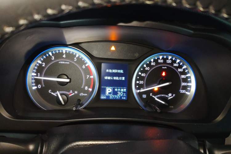 Used Toyota Highlander 2017 2.0T Two-Wheel Drive Luxury Edition 7 Seats Instrument Cluster