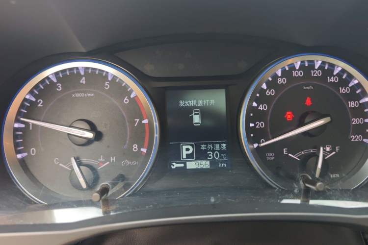 Used Toyota Highlander 2017 2.0T Two-Wheel Drive Luxury Edition 7 Seats Instrument Cluster