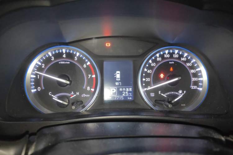 Used Toyota Highlander 2017 2.0T Two-Wheel Drive Luxury Edition 7 Seats Instrument Cluster
