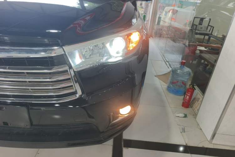 Used Toyota Highlander 2017 2.0T Two-Wheel Drive Elite Edition 5 Seats Left Front Headlight