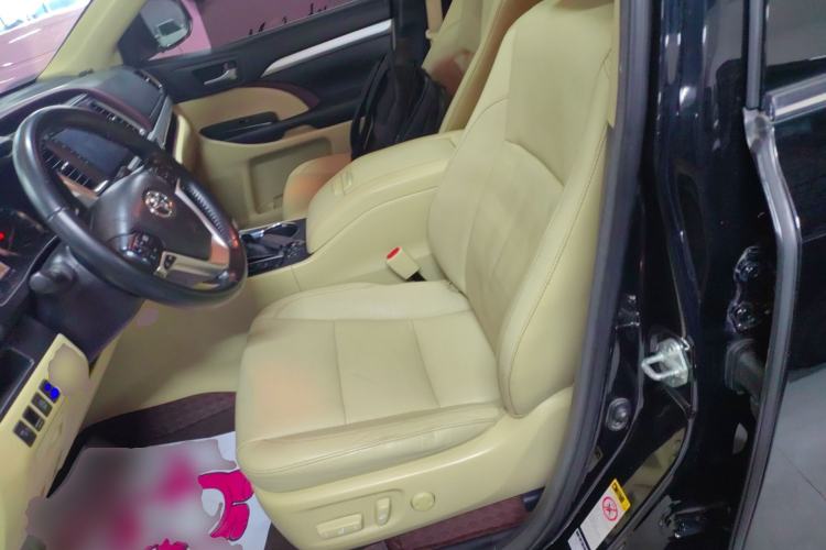 Used Toyota Highlander 2017 2.0T Four-Wheel Drive Luxury Edition 7 Seats Left Front Seat