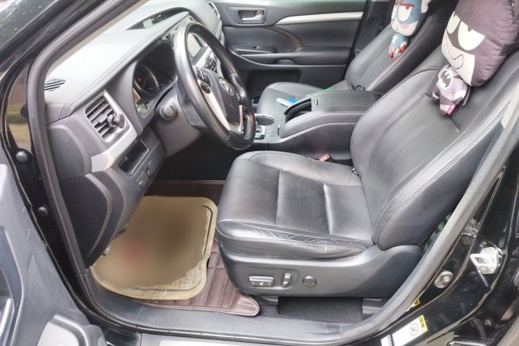 Used Toyota Highlander 2017 2.0T Four-Wheel Drive Luxury Edition 7 Seats Left Front Seat
