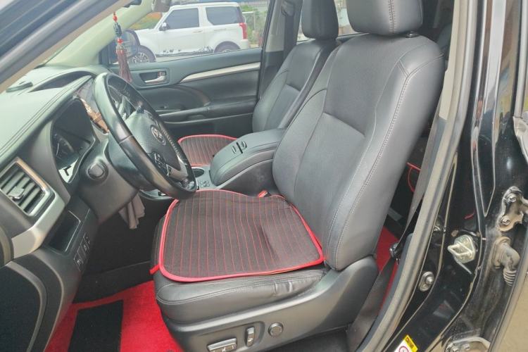 Used Toyota Highlander 2017 2.0T Four-Wheel Drive Luxury Edition 7 Seats Left Front Seat