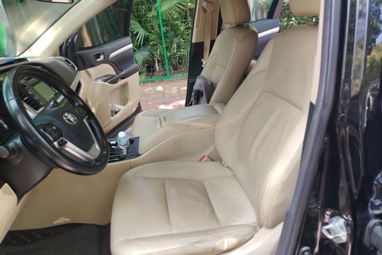 Used Toyota Highlander 2017 2.0T Four-Wheel Drive Luxury Edition 7 Seats Left Front Seat