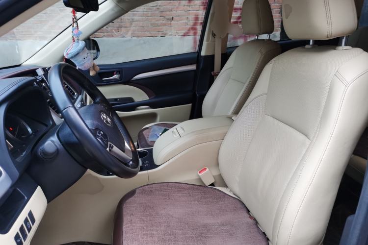 Used Toyota Highlander 2017 2.0T Four-Wheel Drive Luxury Navigation Version 7 Seats Left Front Seat