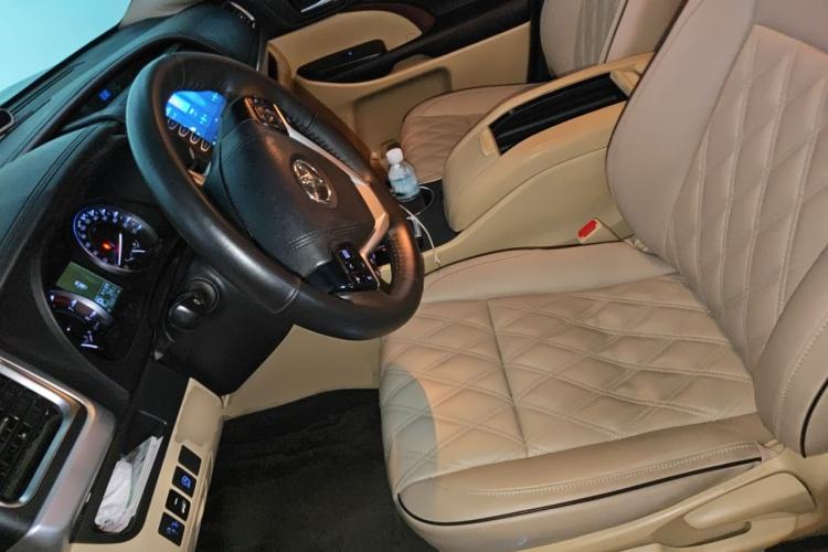 Used Toyota Highlander 2017 2.0T Four-Wheel Drive Elite Edition 7-Seater Left Front Seat