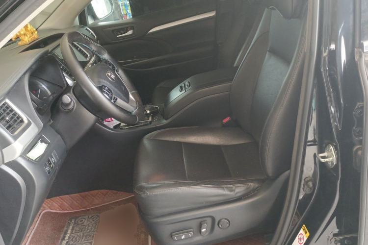 Used Toyota Highlander 2017 2.0T Four-Wheel Drive Luxury Edition 7 Seats Left Front Seat