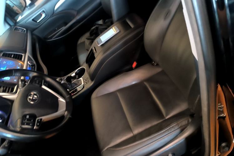 Used Toyota Highlander 2017 2.0T Four-Wheel Drive Luxury Edition 7 Seats Left Front Seat