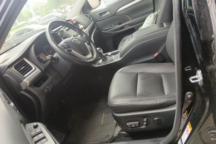 Used Toyota Highlander 2017 2.0T Four-Wheel Drive Black Edition Limited Model Left Front Seat