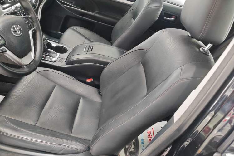 Used Toyota Highlander 2017 2.0T Four-Wheel Drive Luxury Edition 7 Seats Left Front Seat