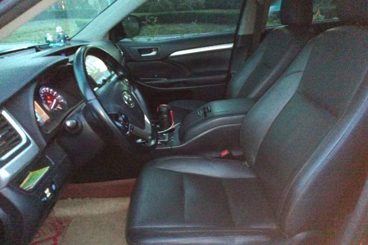 Used Toyota Highlander 2017 2.0T Four-Wheel Drive Luxury Edition 7 Seats Left Front Seat