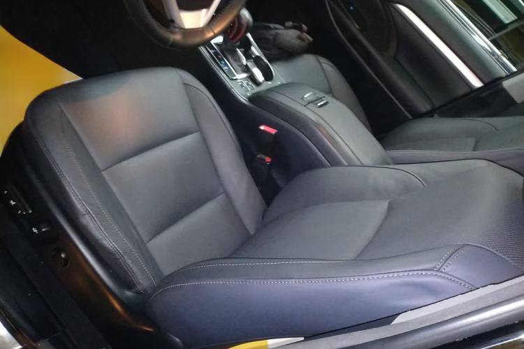 Used Toyota Highlander 2017 2.0T Four-Wheel Drive Luxury Edition 7 Seats Left Front Seat