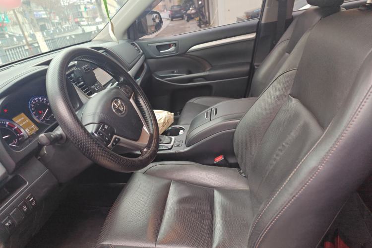 Used Toyota Highlander 2017 2.0T Four-Wheel Drive Luxury Edition 7 Seats Left Front Seat