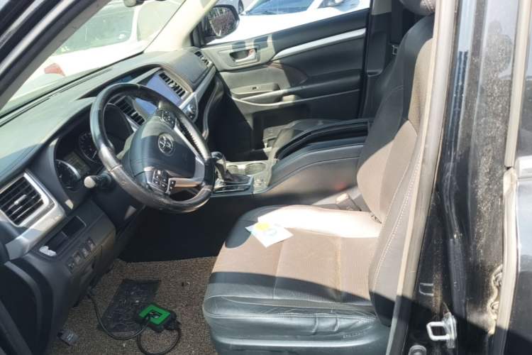 Used Toyota Highlander 2017 2.0T Four-Wheel Drive Luxury Edition 7 Seats Left Front Seat