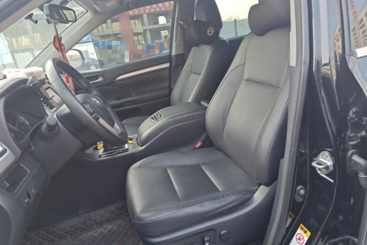 Used Toyota Highlander 2017 2.0T Four-Wheel Drive Luxury Edition 7 Seats Left Front Seat