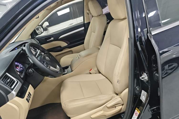 Used Toyota Highlander 2017 2.0T Four-Wheel Drive Elite Edition 7-Seater Left Front Seat