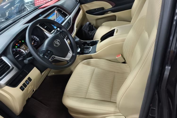 Used Toyota Highlander 2017 2.0T Four-Wheel Drive Elite Edition 7-Seater Left Front Seat